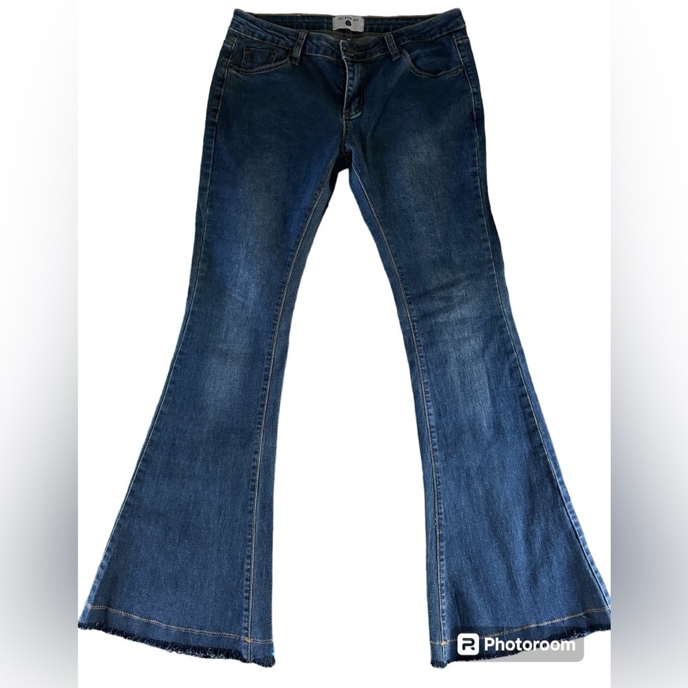 AC for AG Low Rise Flares. Size 30. Excellent condition